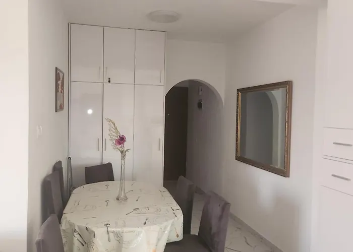 Daire Jasmin Gardens Pafos